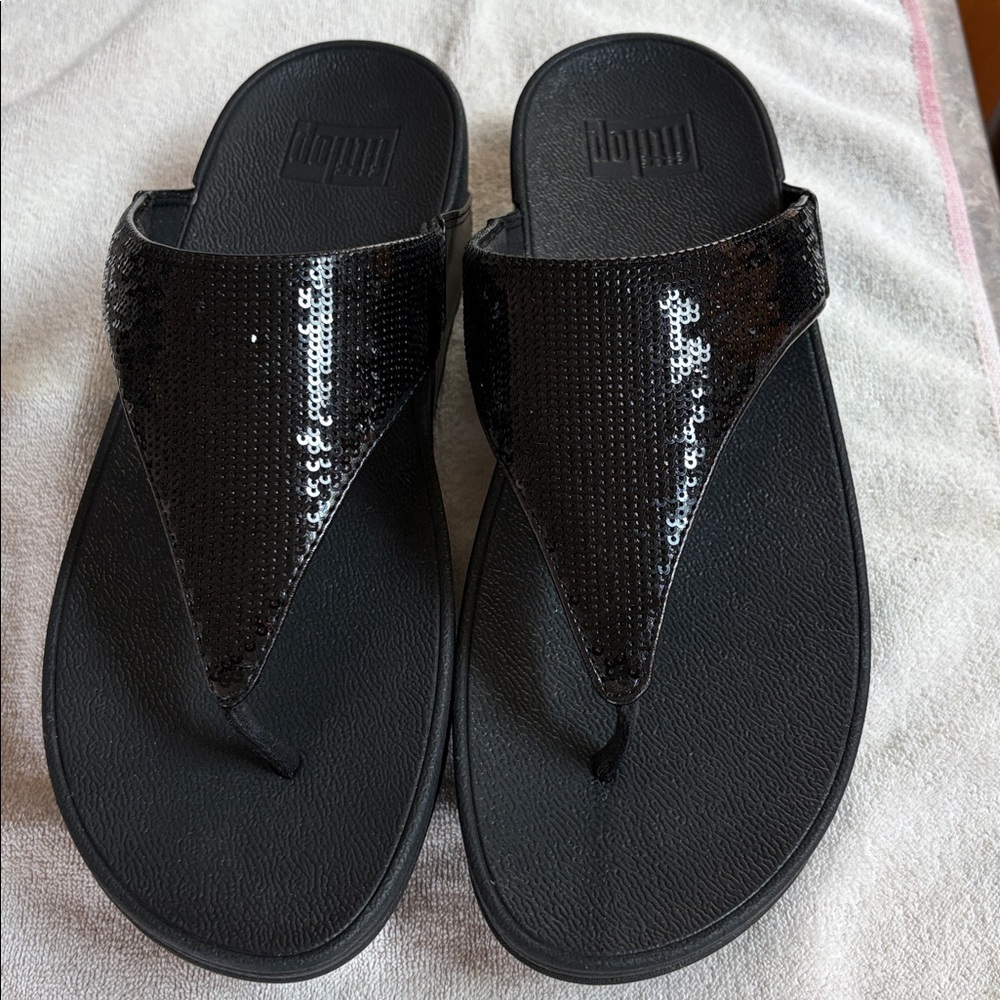 Wobbleboatd Fitflop women’s glitter size 10